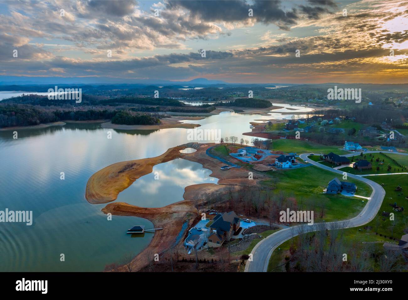 Stadt an den Seen Stockfoto