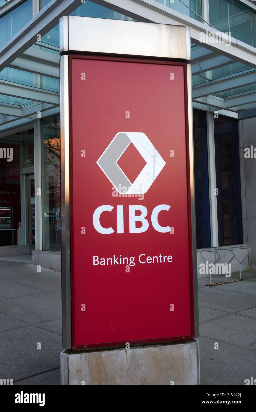 CIBC Banking Center Schild vor einer Canadian Imperial Bank of Canada, Vancouver, British Columbia, Kanada Stockfoto
