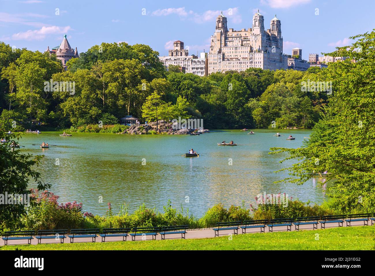 New York City, Manhattan, Central Park, The Lake, The Beresford Stockfoto