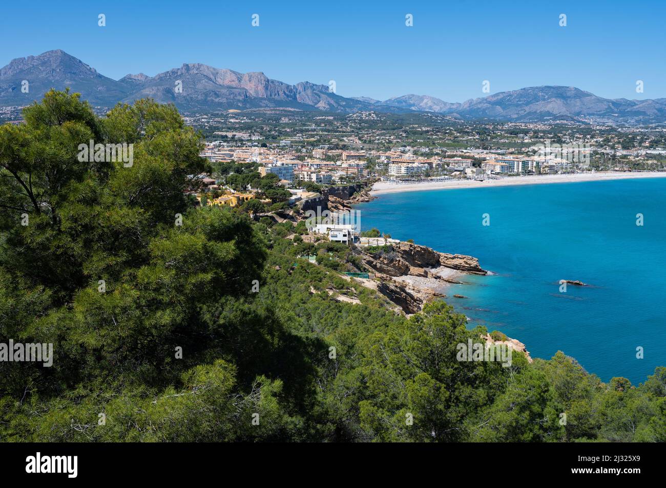 Die Albir Lighthouse Route, ein Spaziergang mit Blick auf den Naturpark Serra Gelada, Alicante Stockfoto
