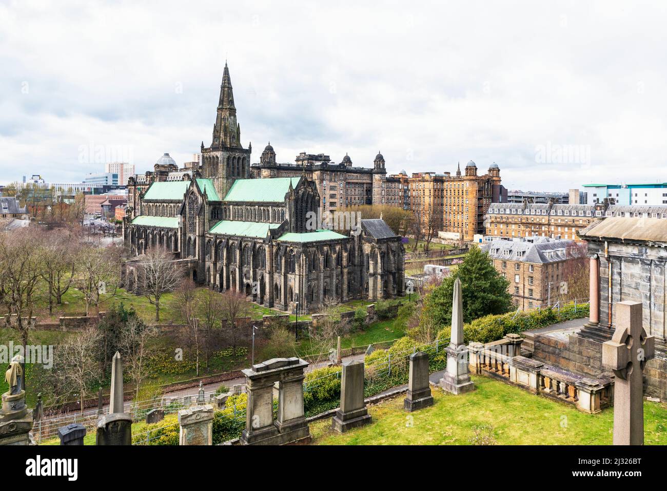 Glasgow Cathedral aus der Necropolis, Glasgow, Schottland, Großbritannien Stockfoto