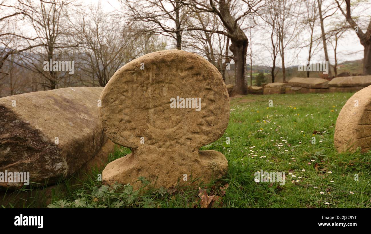 Ermita de San Adrián, Necrópolis de San Adrián de Argiñeta, Elorrio, Vizcaya, País Vasco, España Stockfoto