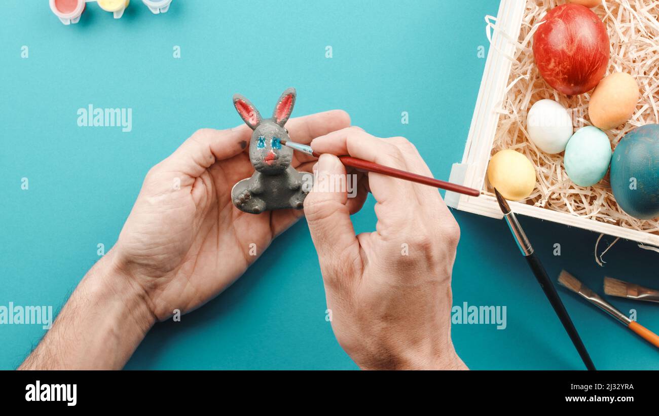 Handgemalte ein wenig Hase für ostern Tag Stockfoto
