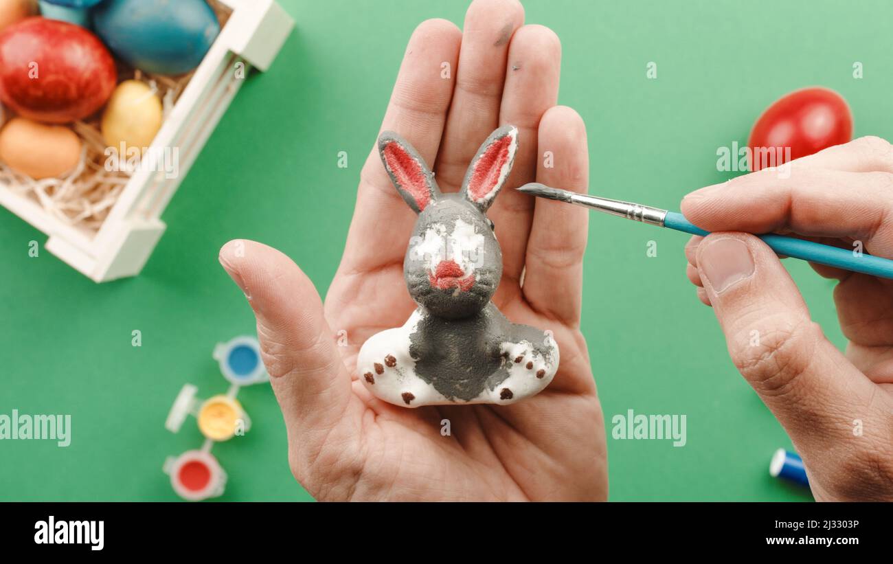 Handgemalte ein wenig Hase für ostern Tag Stockfoto