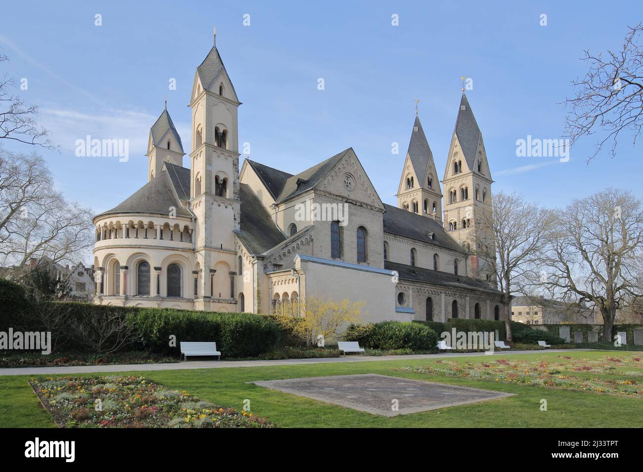 Romanische Basilika St. Castor in Koblenz, Rheinland-Pfalz, Deutschland Stockfoto