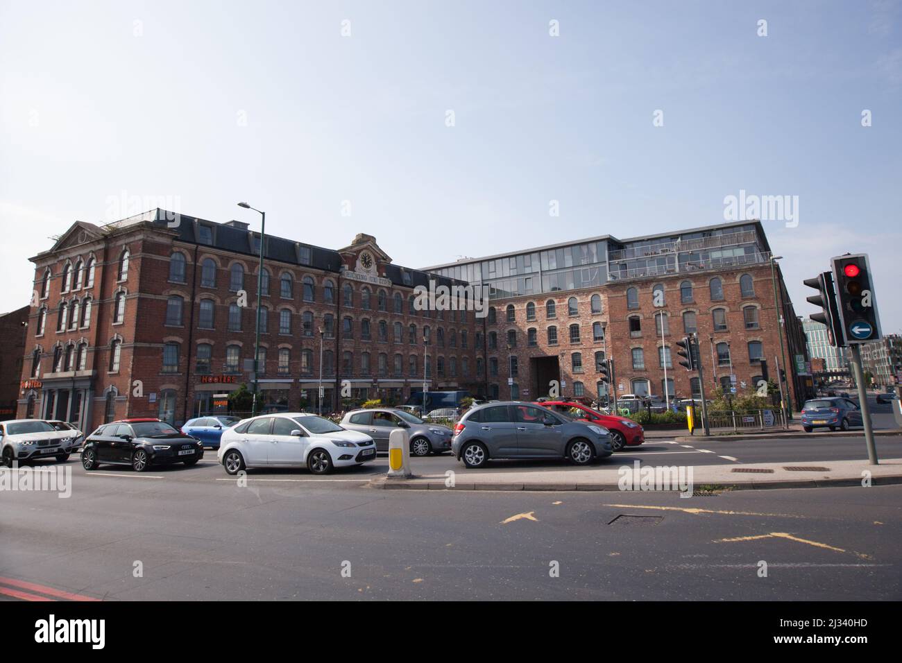 Das Hicking-Gebäude in Nottingham, das heute als Apartments und eine Bar und ein Restaurant in Großbritannien genutzt wird - Ein ehemaliges Lagerhaus, das 1873 erbaut wurde. Stockfoto