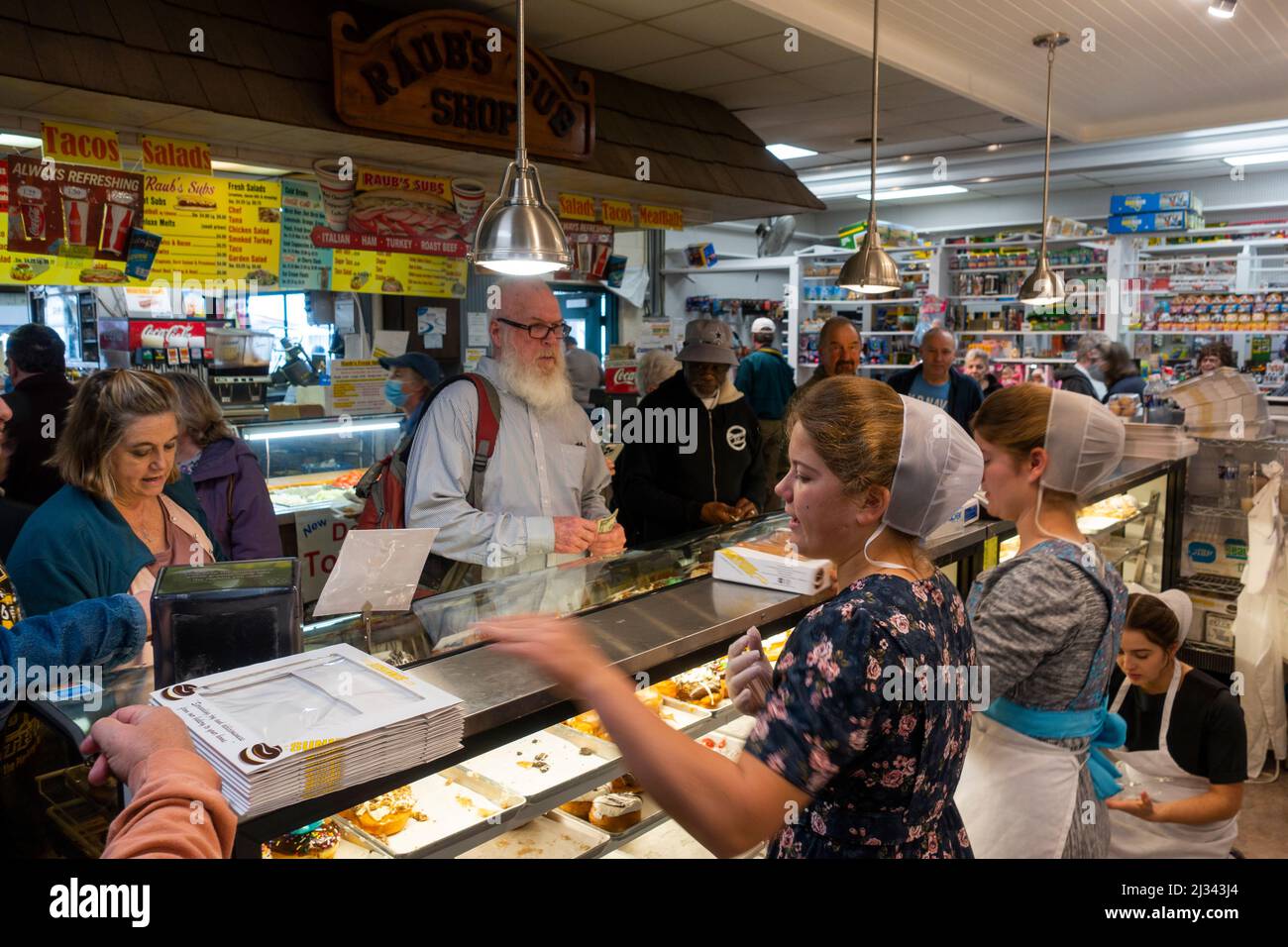 Kleine lokale Unternehmen auf dem Green Dragon Farmers Market & Auktion Ephrata PA Stockfoto