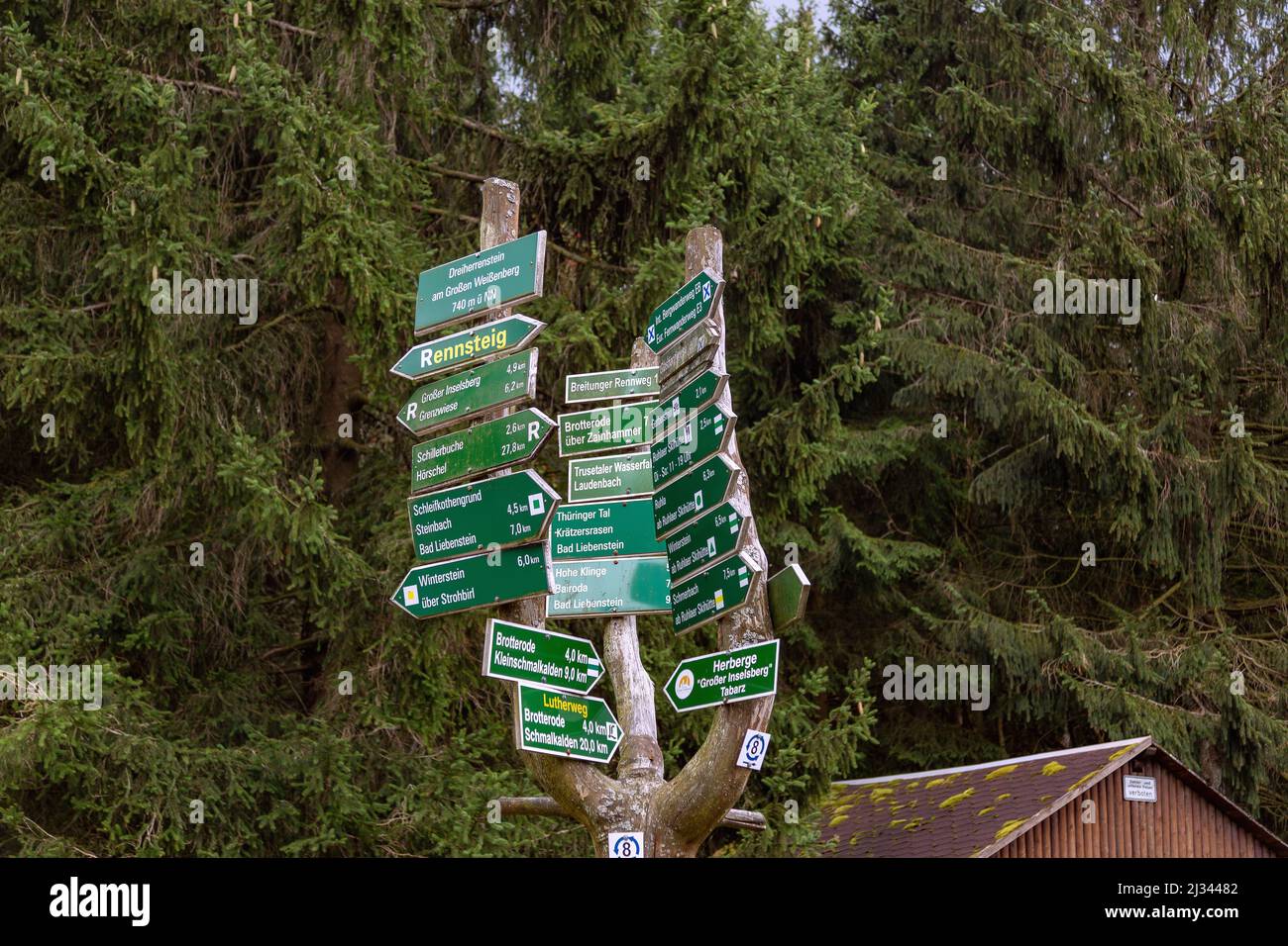 Rennsteig, Rad- und Wanderwege, Wegweiser Stockfoto