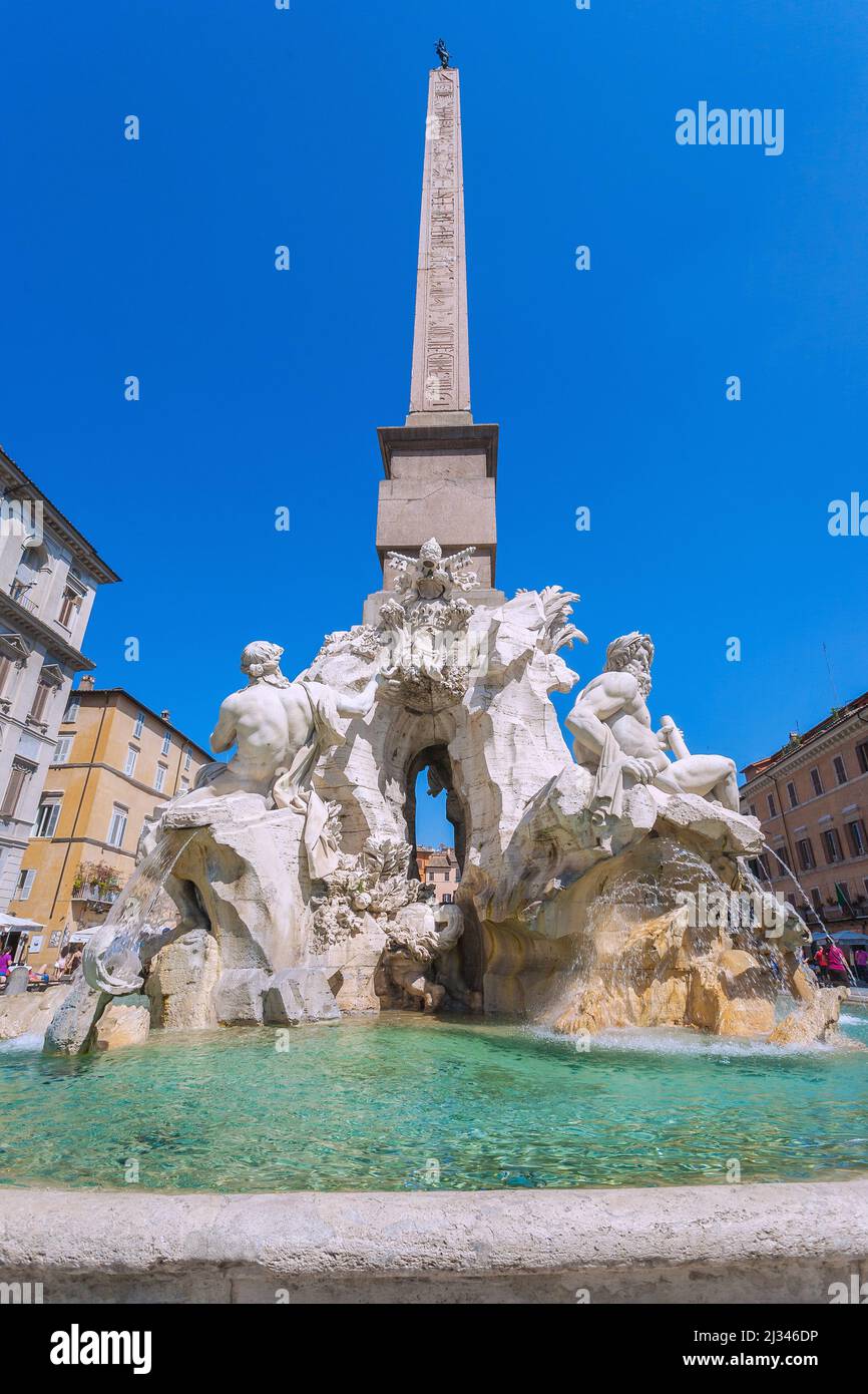 Rom, Piazza Navona, Brunnen der vier Wasserfälle, Fontana dei Quattro Fiumi Stockfoto