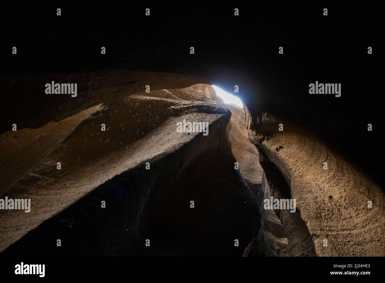 Ein Spaziergang durch den Vulkan Malacara .Mendoza, Argentinien Stockfoto