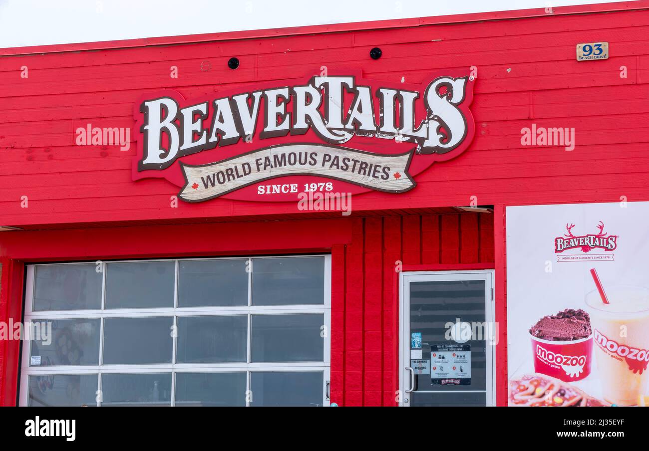 Hand gestreckten Teig gemacht Lebensmittel, Dessert, Fast Food, Shop, lecker, Diese Restaurantkette ist in Canad sehr beliebt, um einem Biberschwanz zu ähneln Stockfoto