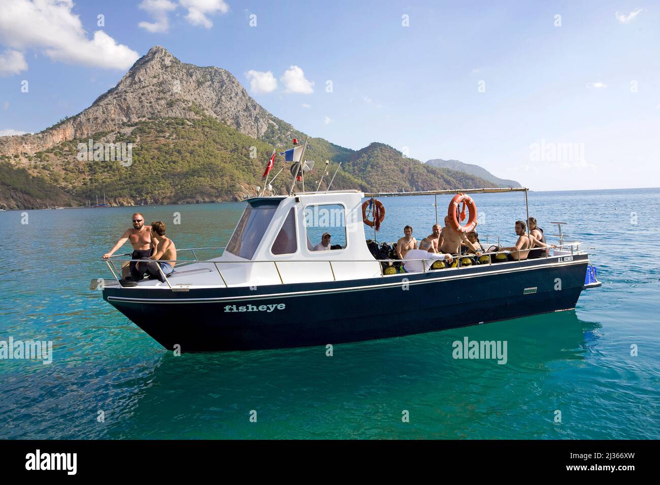 Tauchboot in der Bucht von Adrasan, Lykia, Türkei, Mittelmeer Stockfoto