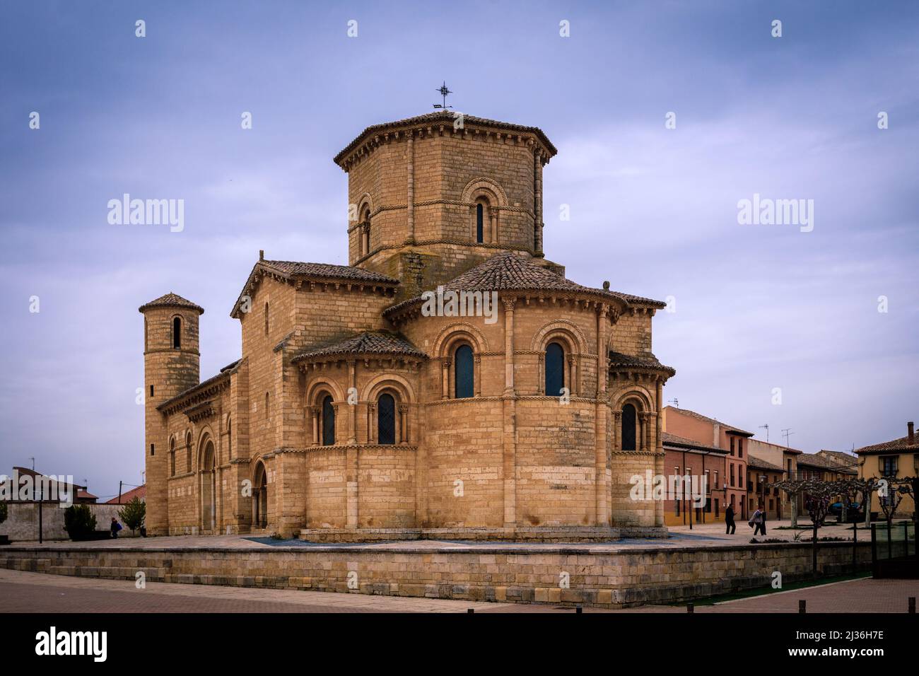 Die romanische Kirche des Heiligen Jakobus in Fromista, Palencia. Spanien. Stockfoto