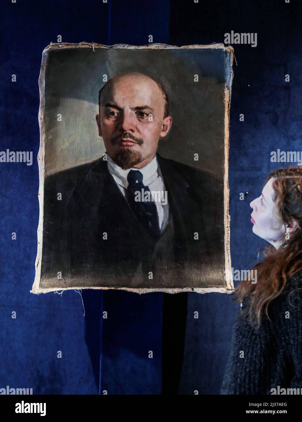 Painting exhibition lenin Fotos und Bildmaterial in hoher Auflösung