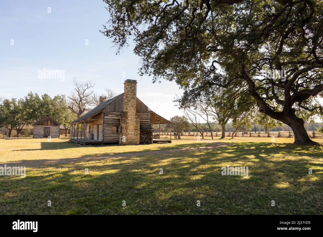 Die Kindheit von Lyndon Johnson an einem Wintertag unter blauem Himmel Stockfoto