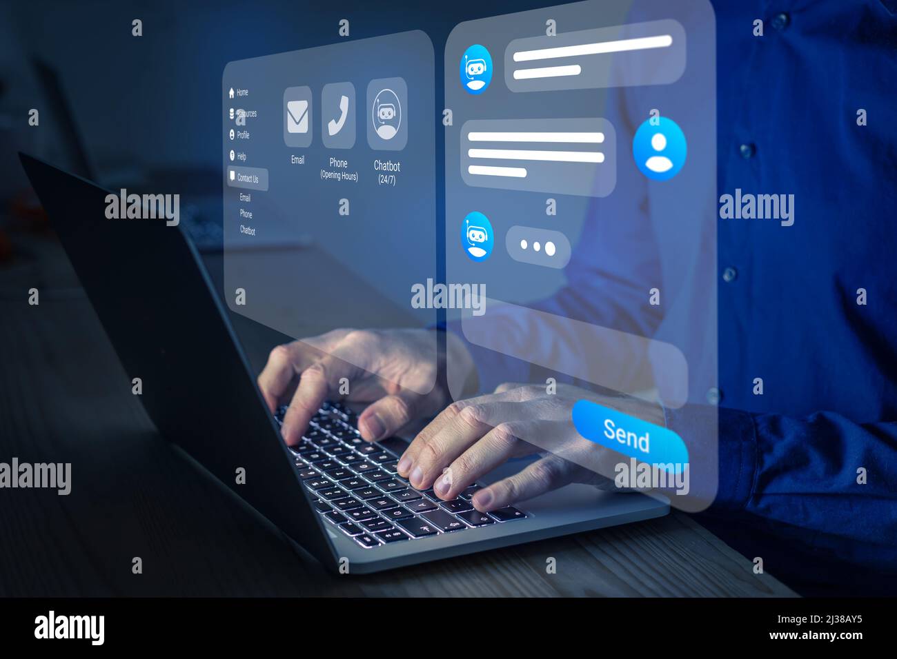 Chatbot-Gespräch. Person, die den Online-Kundendienst mit Chat bot nutzt, um Support zu erhalten. Technologie für künstliche Intelligenz und CRM-Softwareautomatisierung Stockfoto