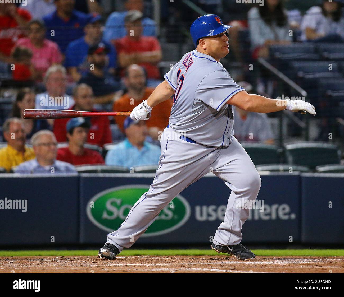 Atlanta, USA. 10. September 2015. Bartolo Colon der New Yorker Mets trifft am Donnerstag, den 10. September 2015, im Turner Field in Atlanta eine RBI-Single gegen die Atlanta Braves. (Foto von Curtis Compton/Atlanta Journal-Constitution/TNS/Sipa USA) Quelle: SIPA USA/Alamy Live News Stockfoto