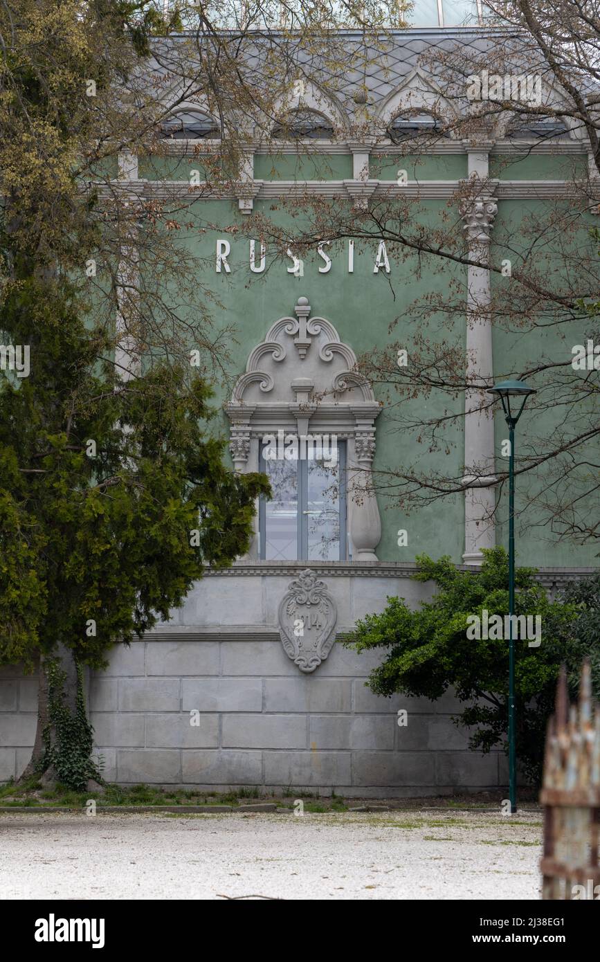 Russischer Pavillon für die Biennale Venedig (Blick aus dem öffentlichen Park). Teilnahme an der Biennale Venezia 59. 2022 Traummilch ausgesetzt Stockfoto