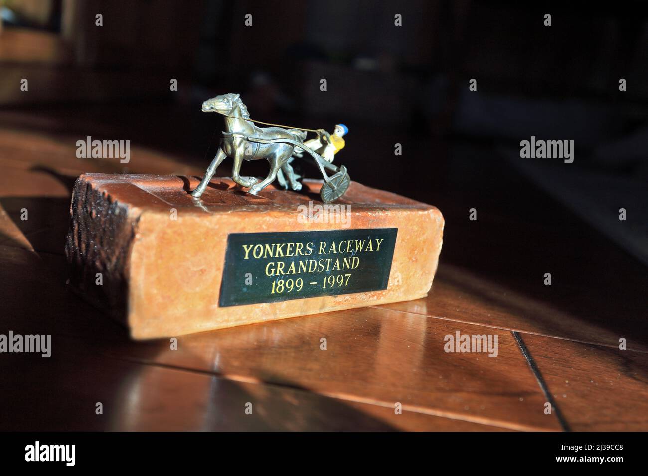 Gedenkstein vom Yonkers Raceway Yonkers New York Stockfoto
