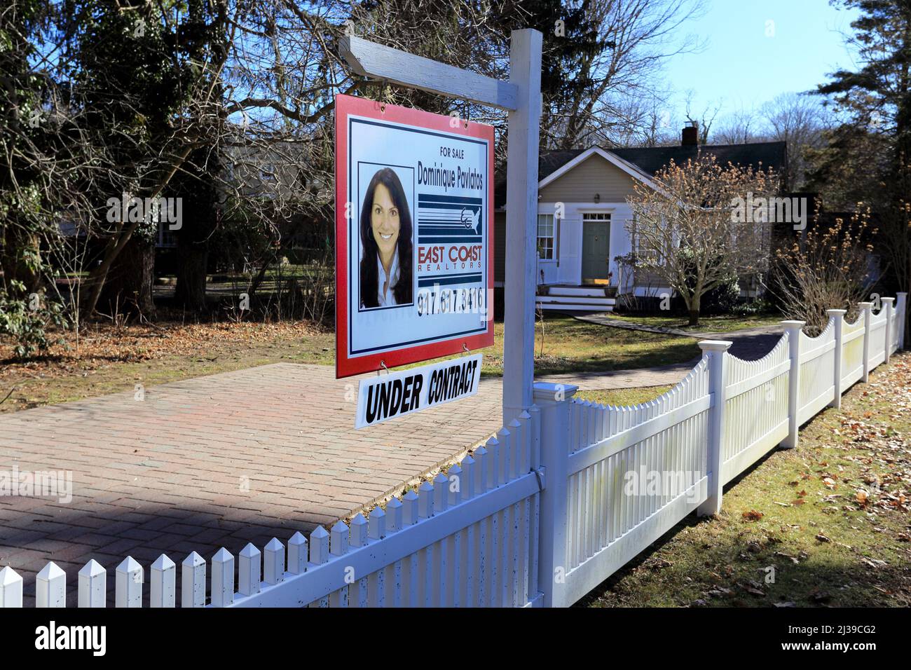 Haus zum Verkauf Long Island New York Stockfoto