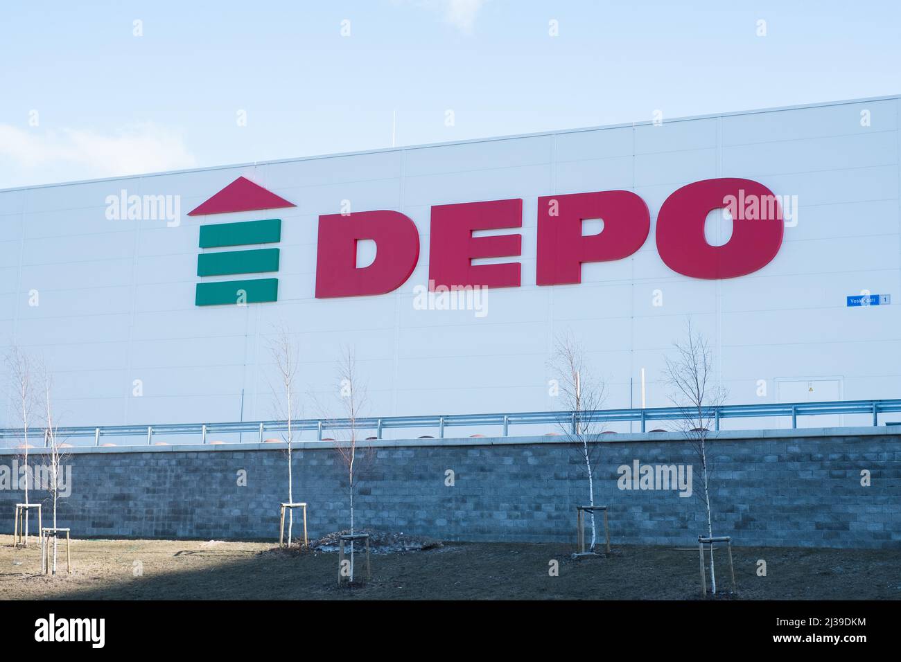 Depo-Shop. Depo-Geschäfte verkaufen Bau- und Veredelungsmaterialien für Haus und Garten Stockfoto