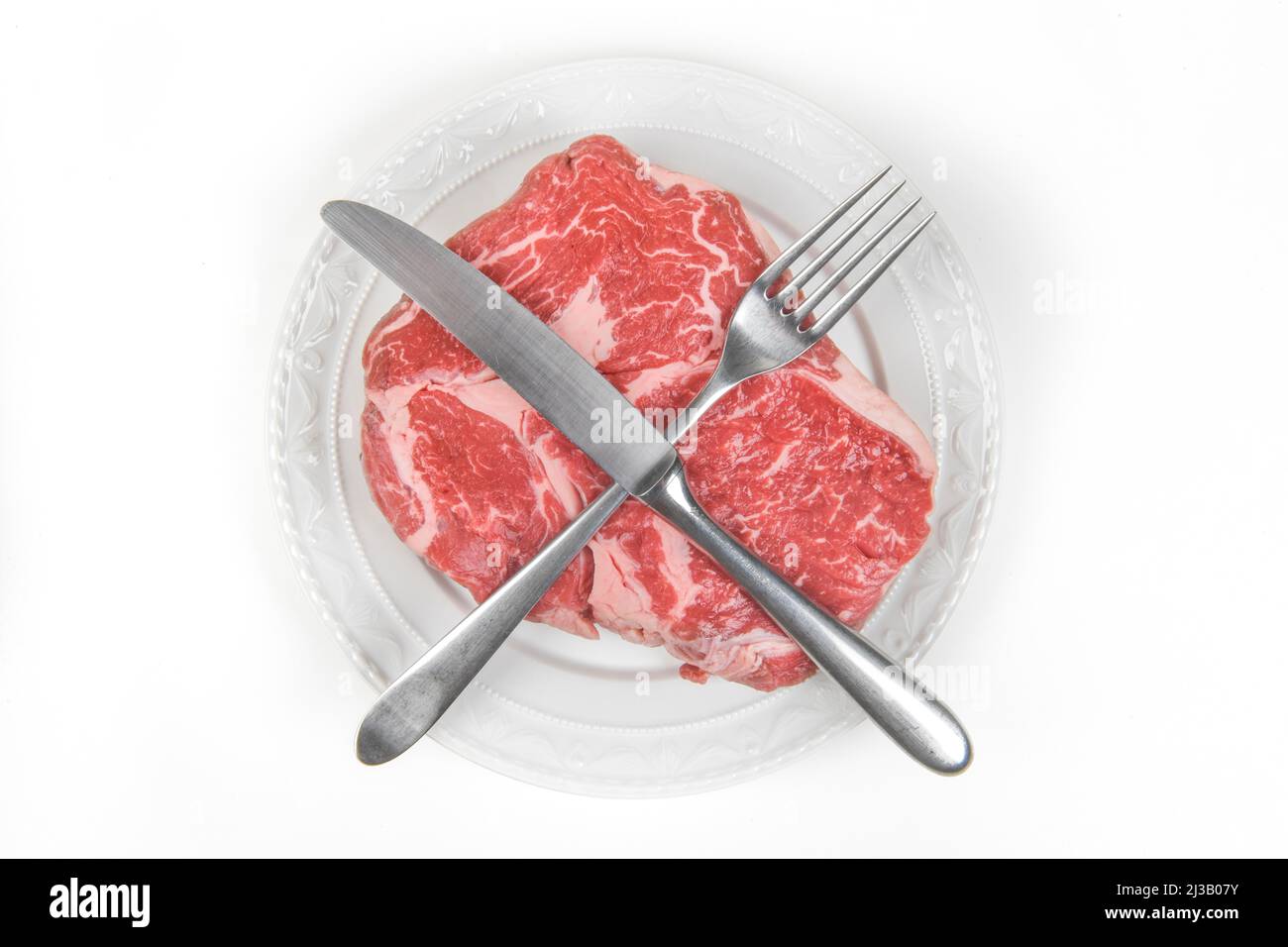 Rindersteak, Teller, ausgeschnitten, Studioaufnahme Stockfoto