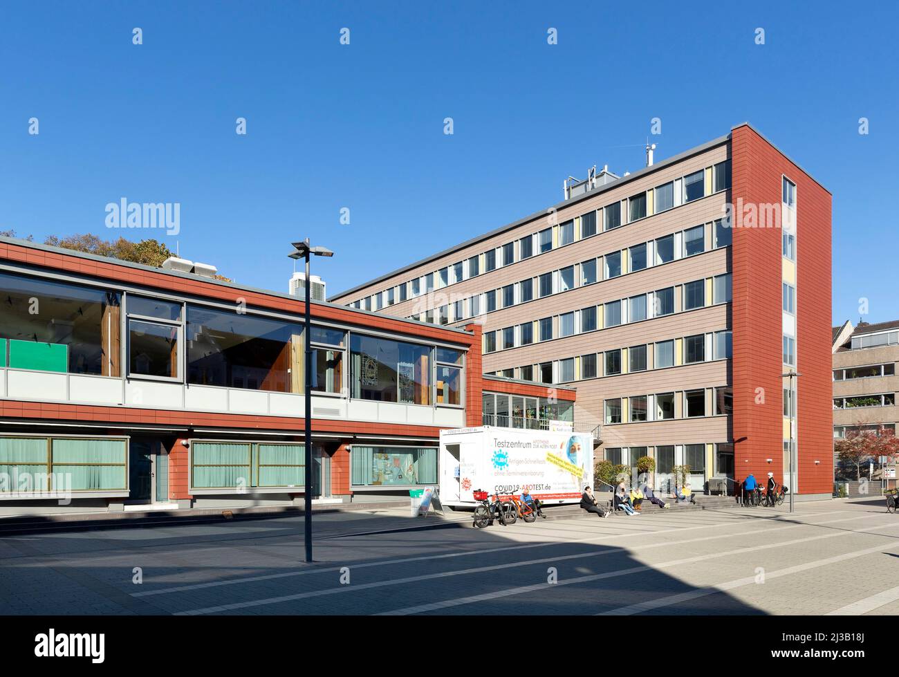 Bezirksstadthum Beuel, Gemeindeverwaltungsgebäude und Bürgeramt, Bonn, Rheinland, Nordrhein-Westfalen, Deutschland Stockfoto