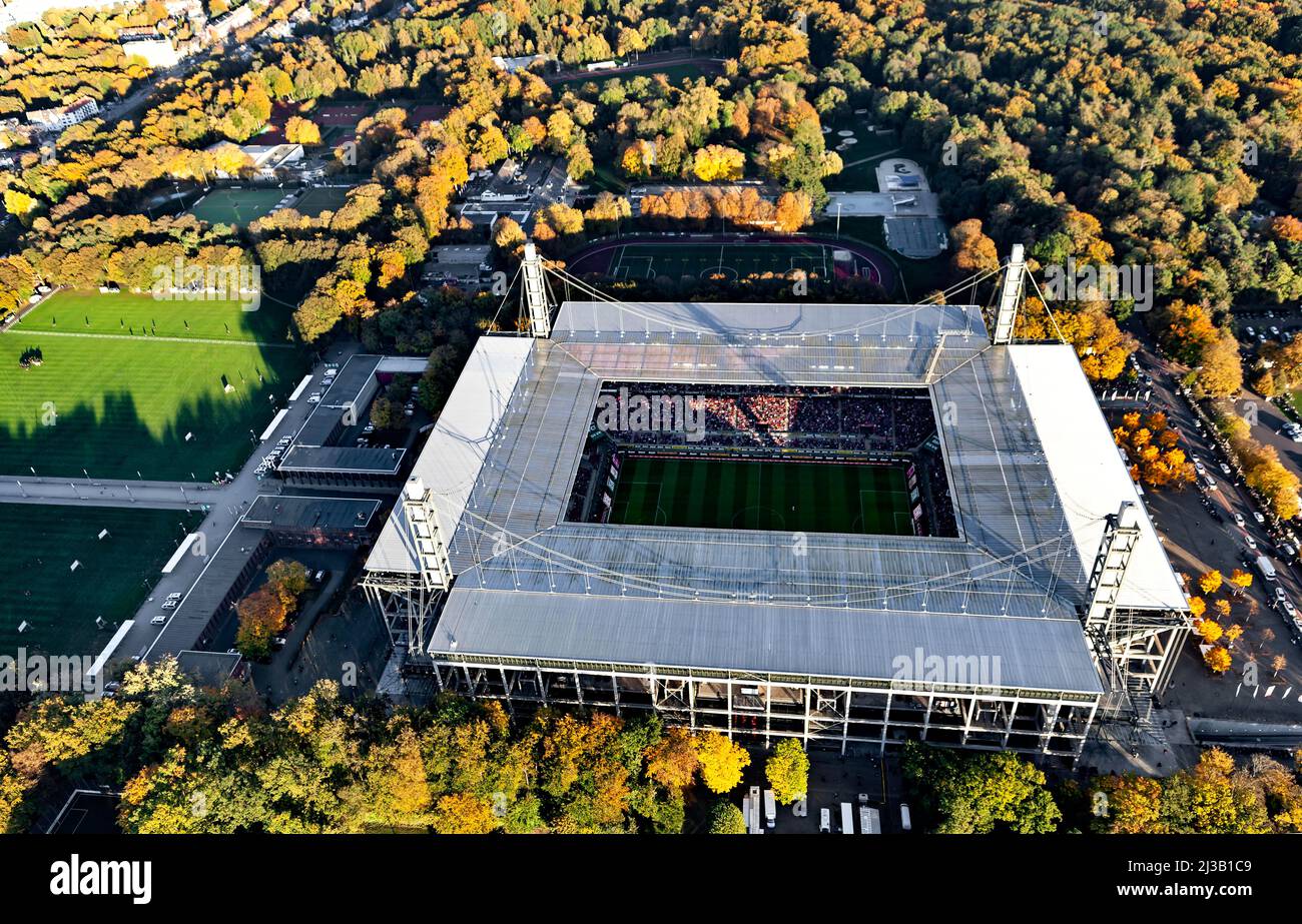 RheinEnergie-Stadion, Müngersdorfer Stadion im Sportpark Müngersdorf, Köln, Rheinland, Nordrhein-Westfalen, Deutschland Stockfoto