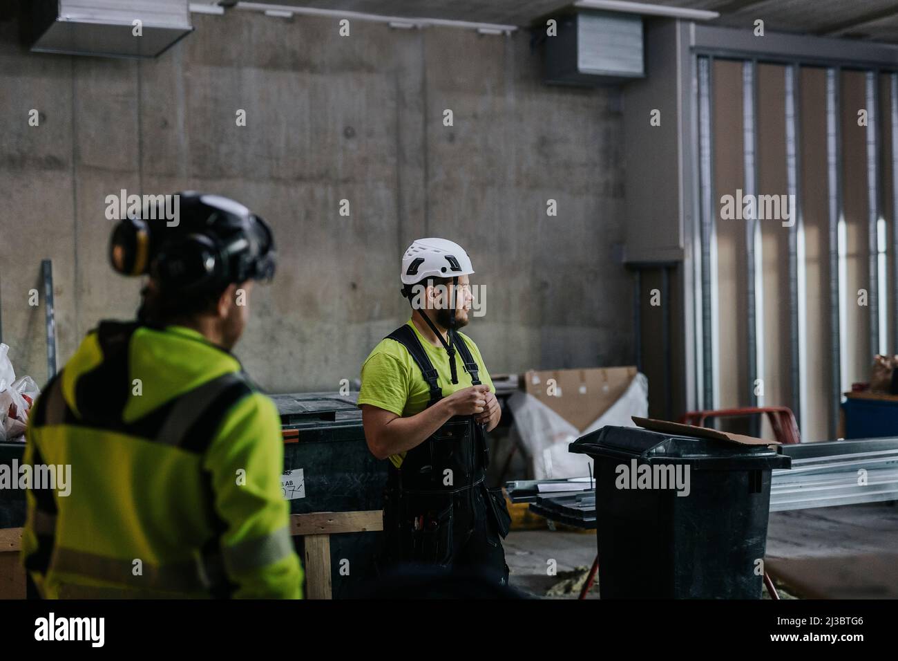 Arbeiter auf Baustelle Stockfoto