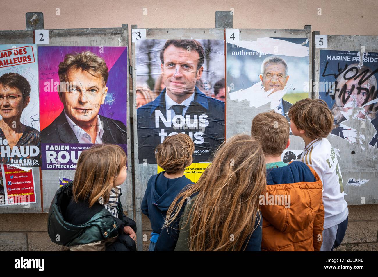 Lyon - Rhone Alpes Auvergne - Frankreich - 06. April 2022 - Ansicht der französischen Kandidaten für die Präsidentschaftswahlen 2022 Stockfoto