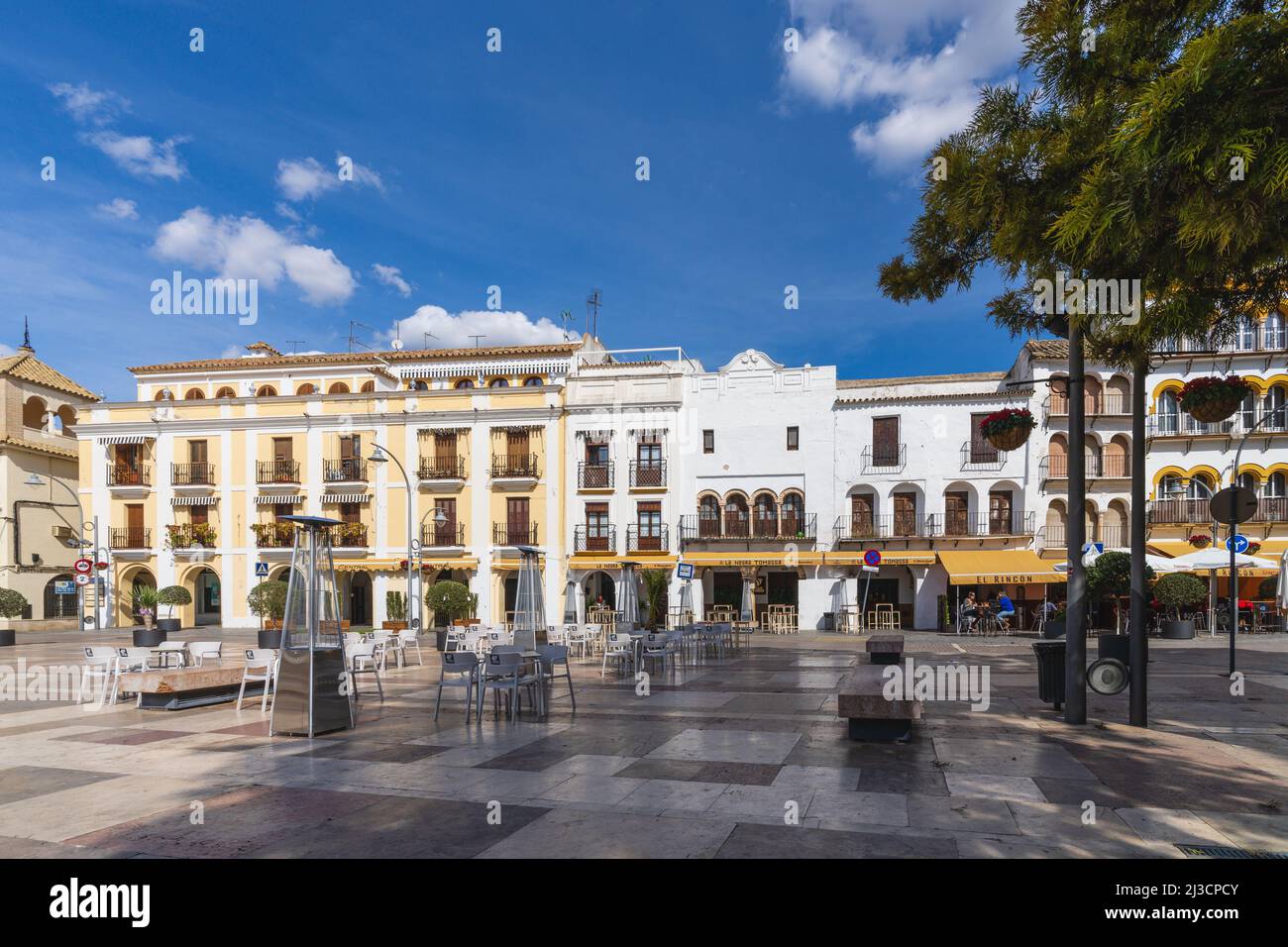 Ecija, Spanien, 9. März 2022. Platz von Spanien in der andalusischen Stadt Ecija, Provinz Sevilla. Stockfoto