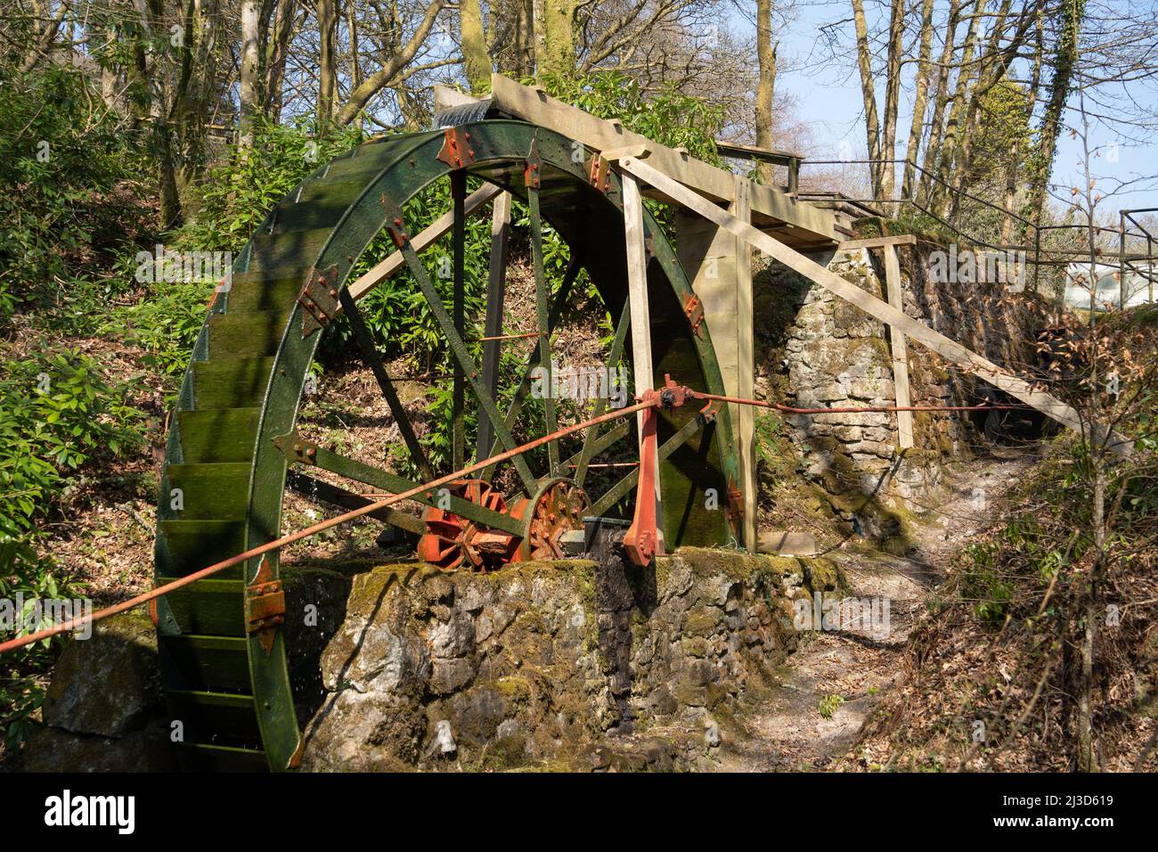 Die historische Gewinnung von porzellanerde wird im Wheal Martyn Clay Museum - dem Wasserrad - gezeigt. St Austell, Cornwall, Großbritannien Stockfoto