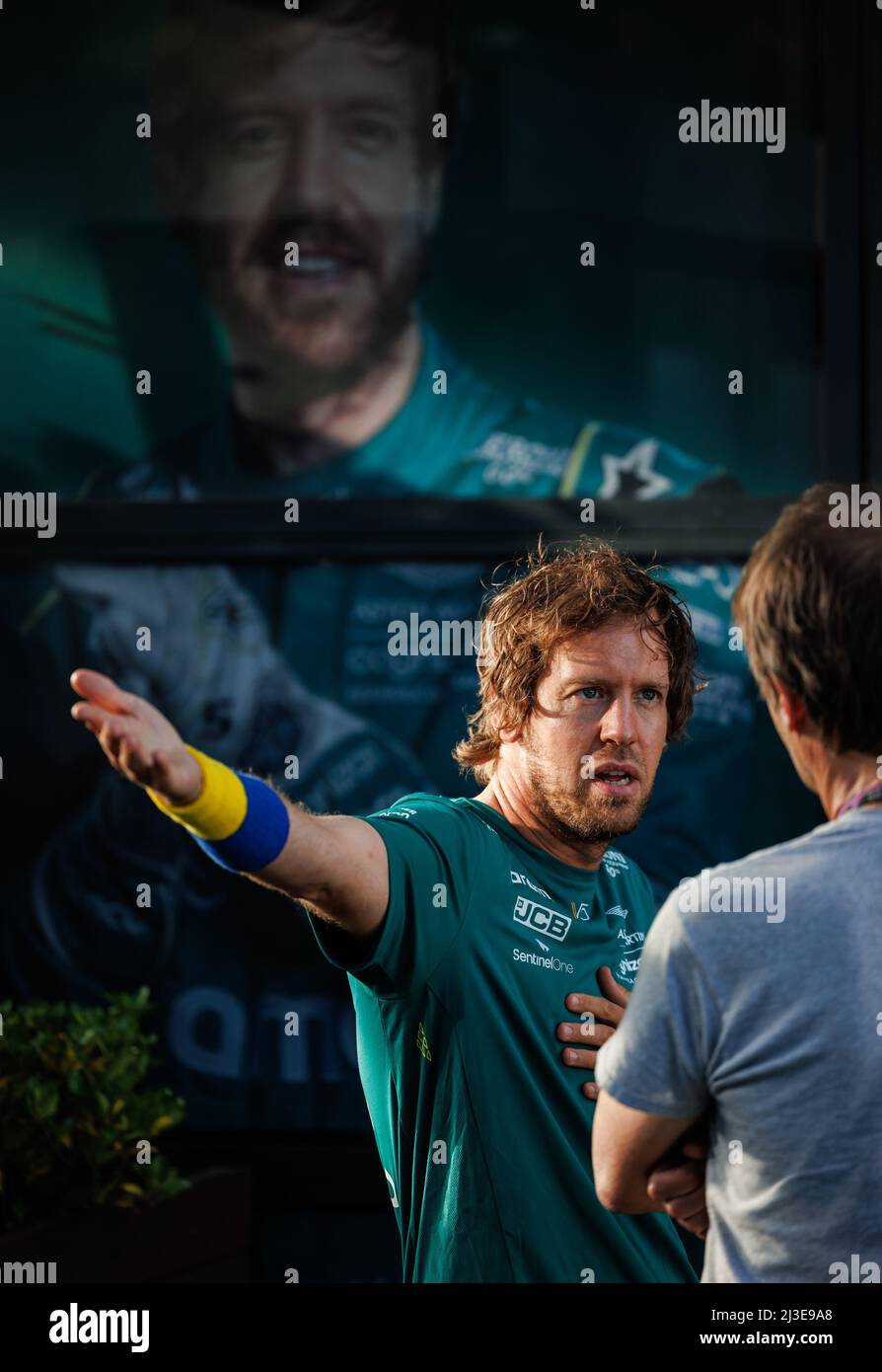 MELBOURNE, AUSTRALIEN, Albert Park Grand Prix Circuit, 7. April: Sebastian Vettel (GER) vom Team Aston Martin beim Formel 1 Grand Prix von Australien auf der Albert Park Grand Prix Strecke am 7. April 2022. Stockfoto