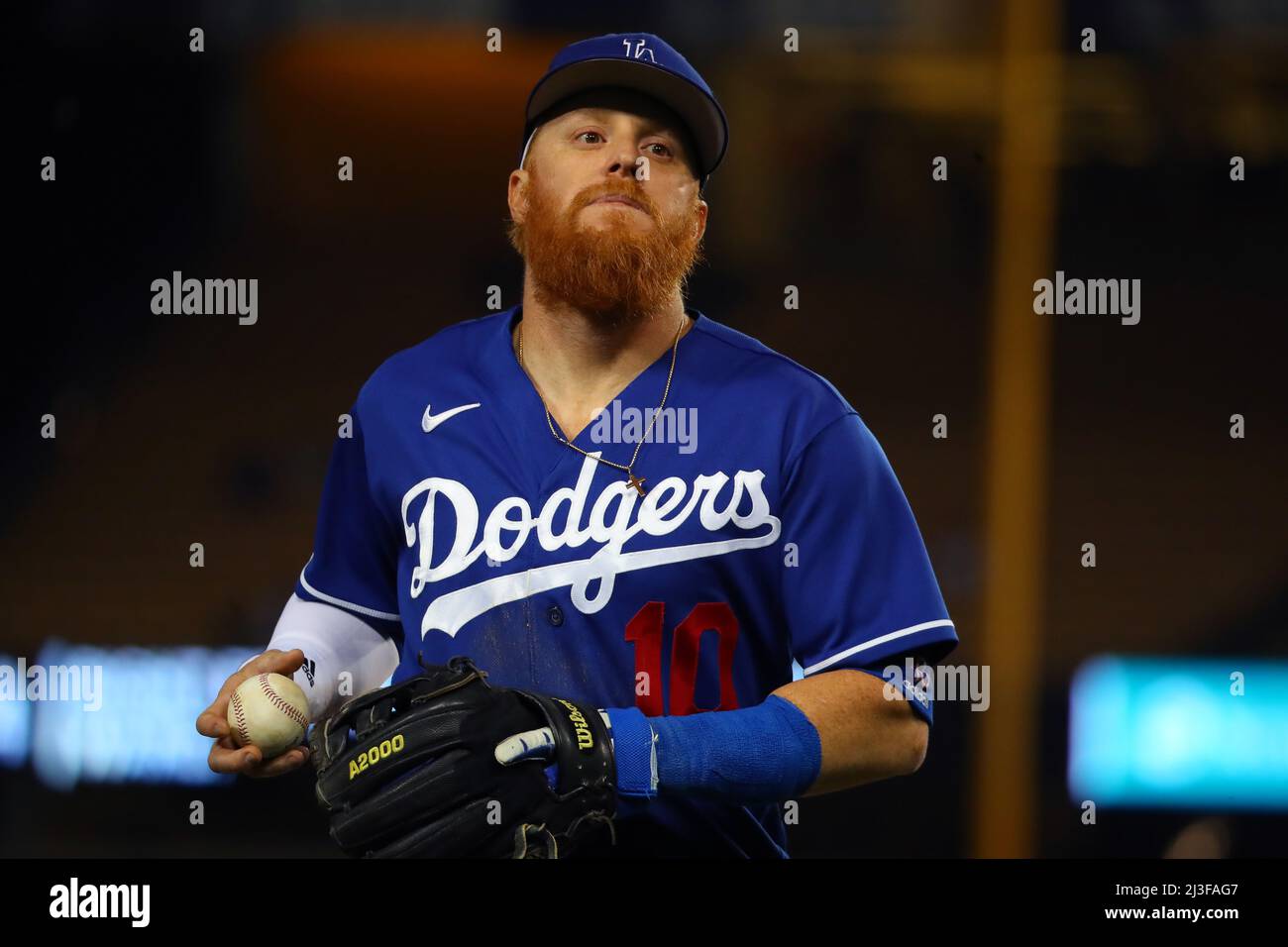 Los Angeles, Usa. 04. April 2022. Los Angeles Dodgers Justin Turner (10) während eines MLB-Frühjahrstraining-Baseballspiels gegen die Los Angeles Angels, Dienstag, 4. April 2022, in Los Angeles. Die Engel besiegten die Dodgers 10-4. (Kevin Terrell/Image of Sport) Foto via Credit: Newscom/Alamy Live News Stockfoto