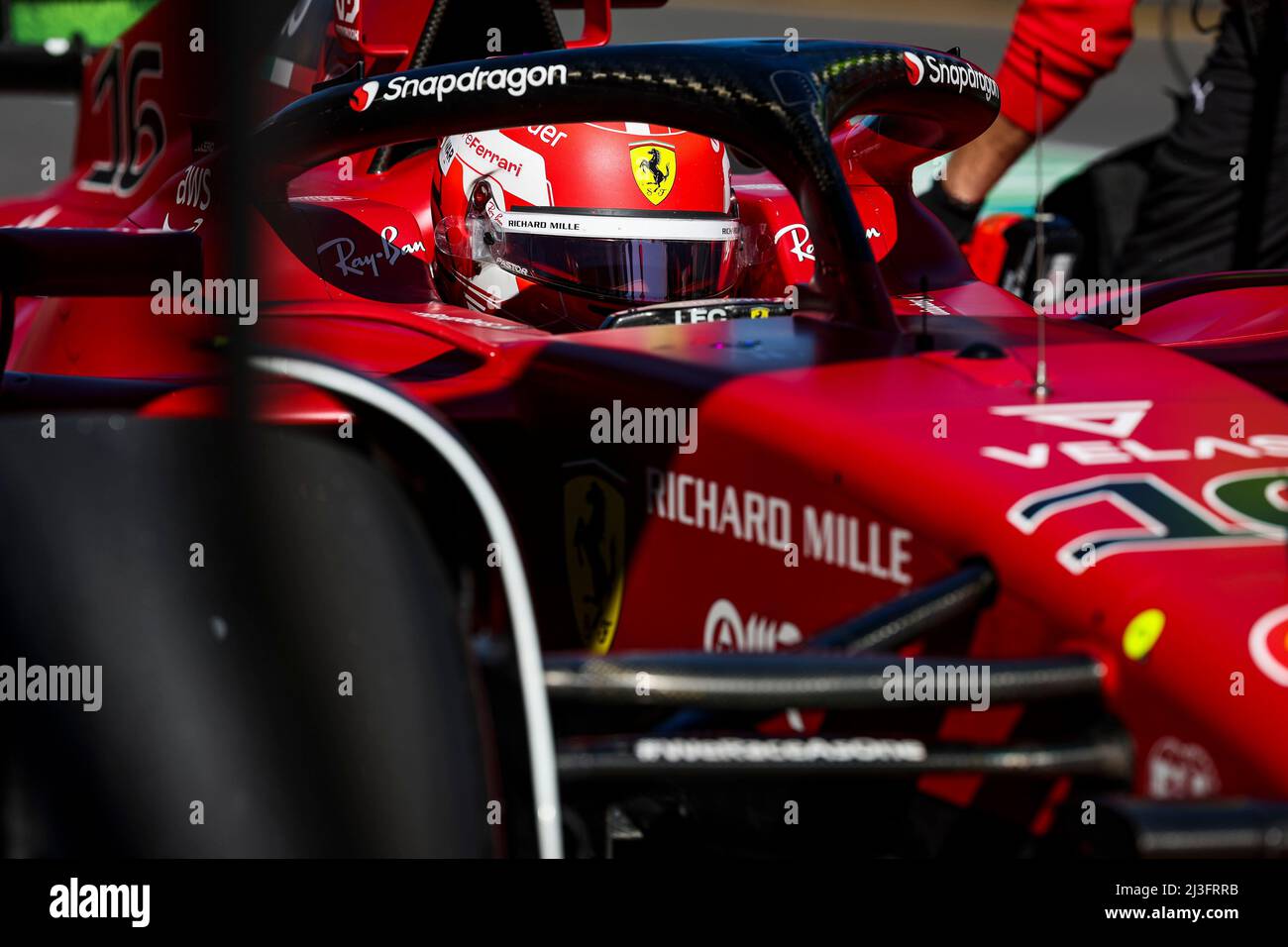 Melbourne, Australien. 8. April 2022. #16 Charles Leclerc (MCO, Scuderia Ferrari), F1 Grand Prix of Australia auf dem Melbourne Grand Prix Circuit am 8. April 2022 in Melbourne, Australien. (Foto von HIGH TWO) Quelle: dpa/Alamy Live News Stockfoto