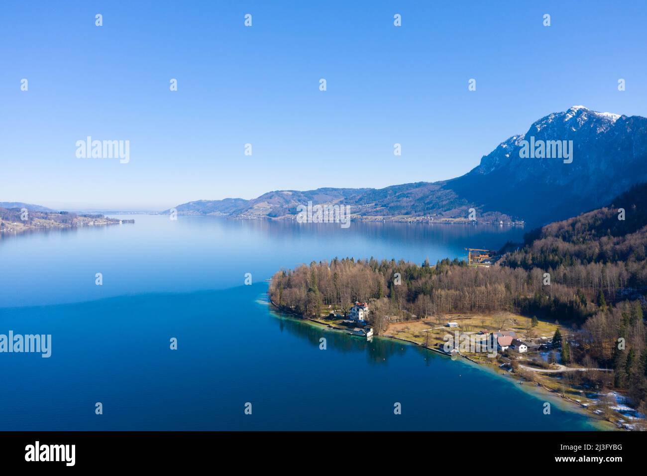 Drohnenfotografie, Fuschlsee ein beliebter See in der Nähe von Salzburg, Oberösterreich, Europa Stockfoto