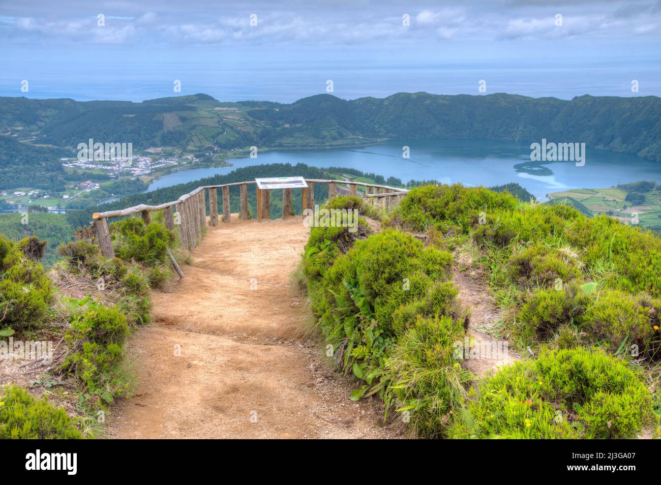 Miradouro da Boca do Inferno auf der Insel Sao Miguel, Portugal. Stockfoto