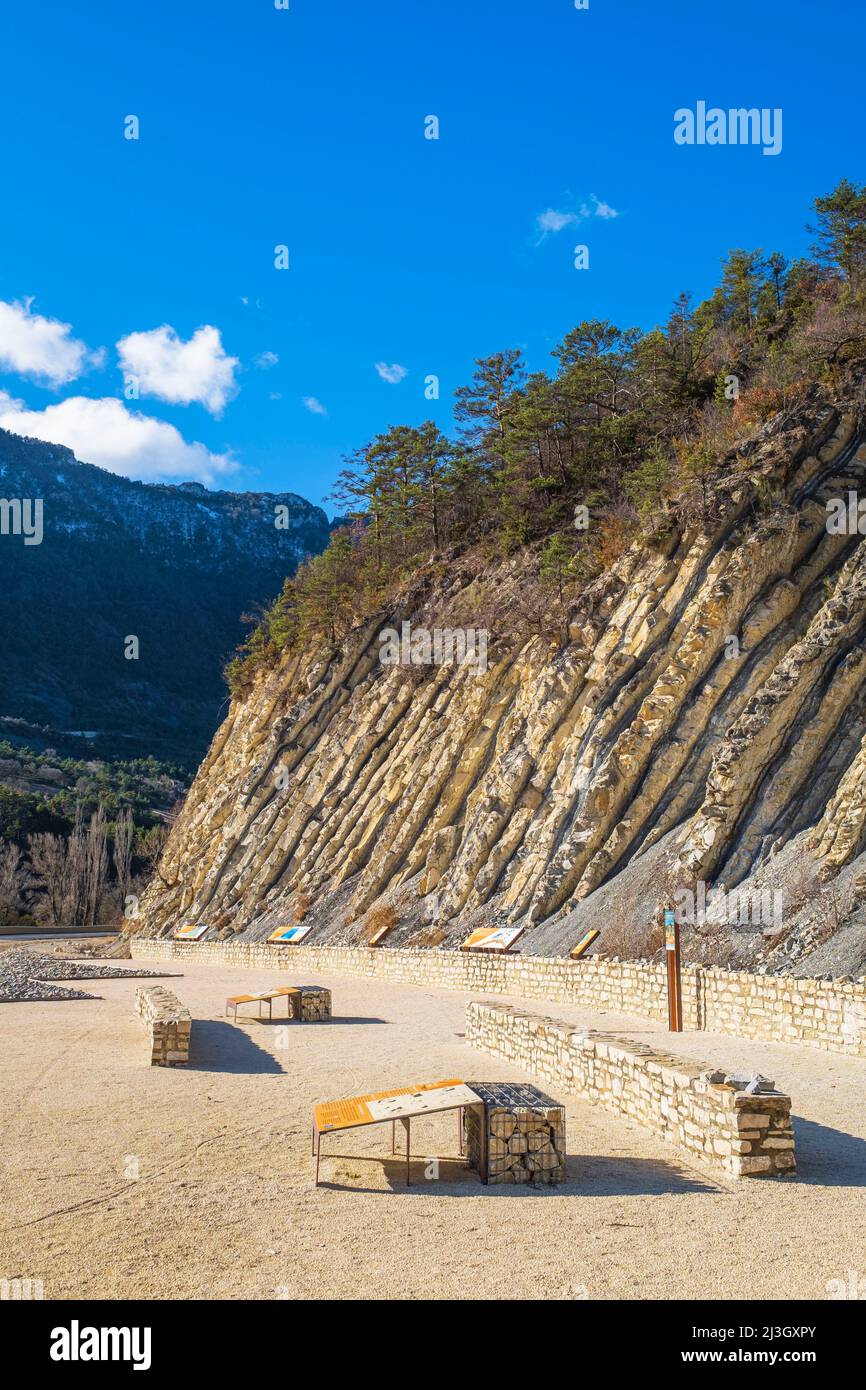 Frankreich, Drome, Baronnies Provençales regionaler Naturpark, La Charce, geologische Stätte von Serre de l'Ane Stockfoto