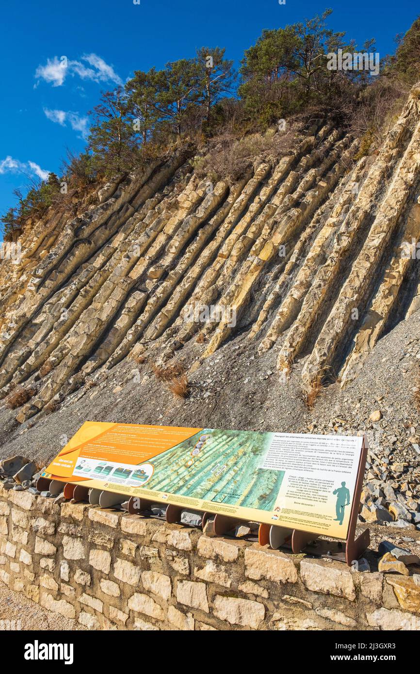 Frankreich, Drome, Baronnies Provençales regionaler Naturpark, La Charce, geologische Stätte von Serre de l'Ane Stockfoto