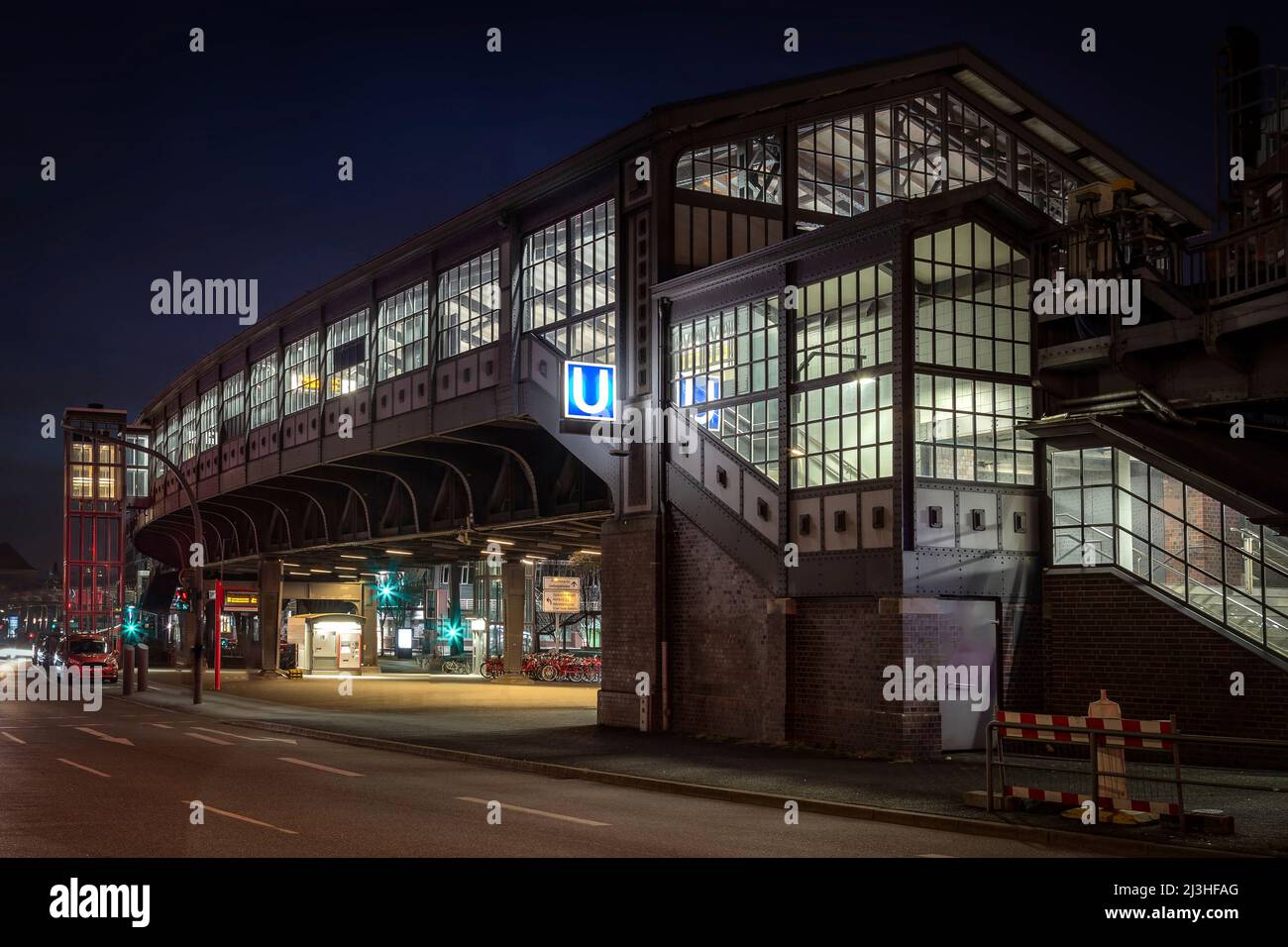 U-Bahn-Station Baumwall am Hamburger Hafen Stockfoto