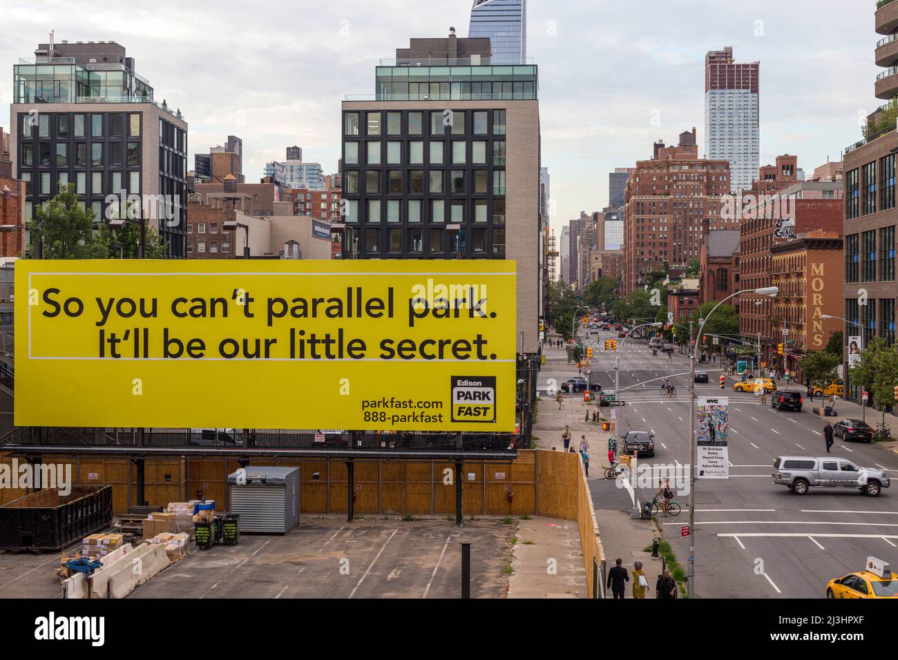 Chelsea, New York City, NY, USA, The High Line ist ein beliebter linearer Park, der auf den erhöhten Bahngleisen oberhalb der Tenth Ave errichtet wurde Stockfoto