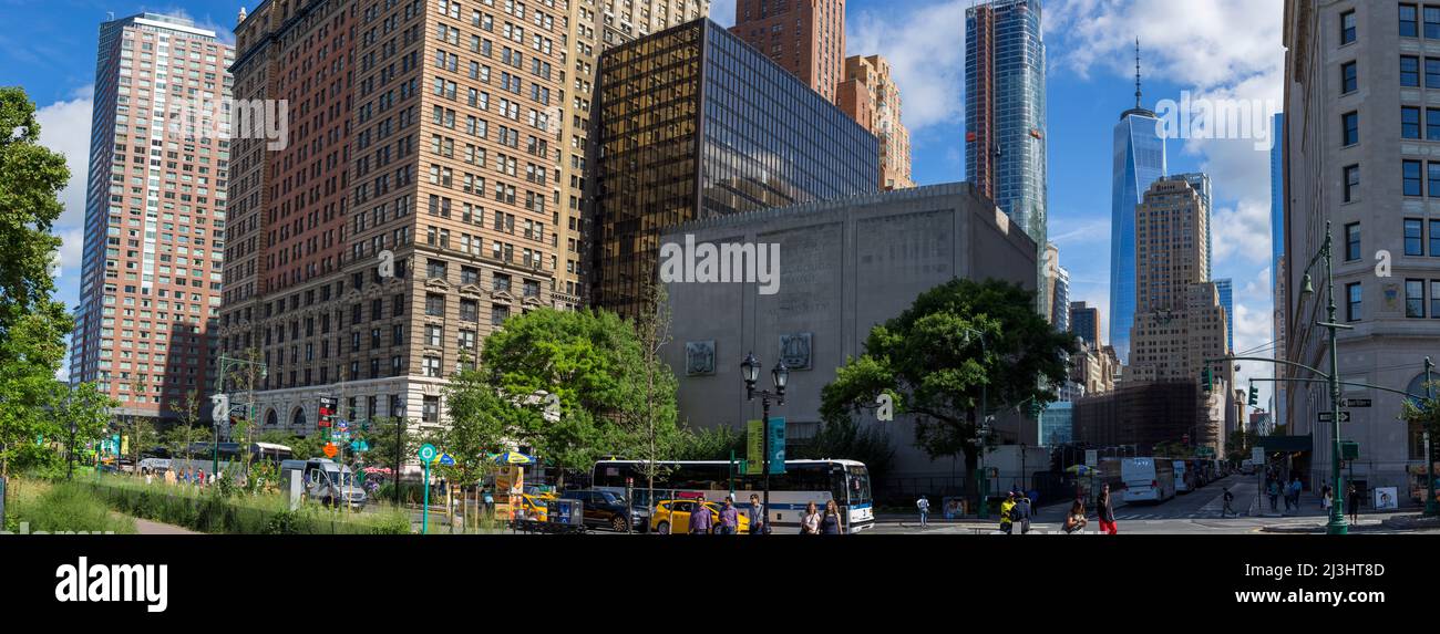 BATTERY PL / Washington Street, New York City, NY, USA, One World Tower im Hintergrund Stockfoto