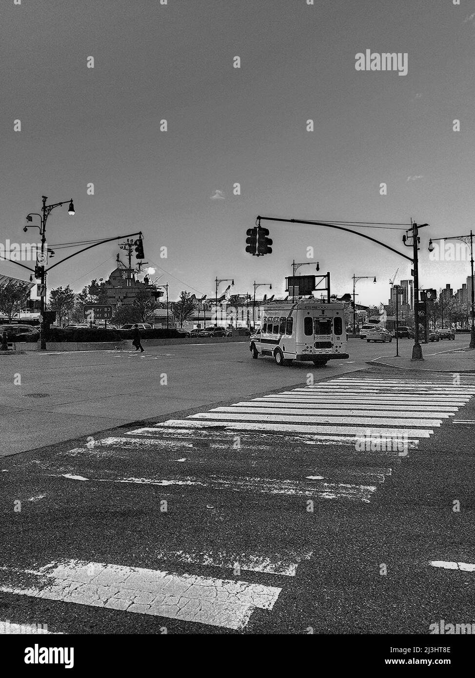 W 42 ST/12 Ave, New York City, NY, USA, typische Straße im großen Apfel Stockfoto