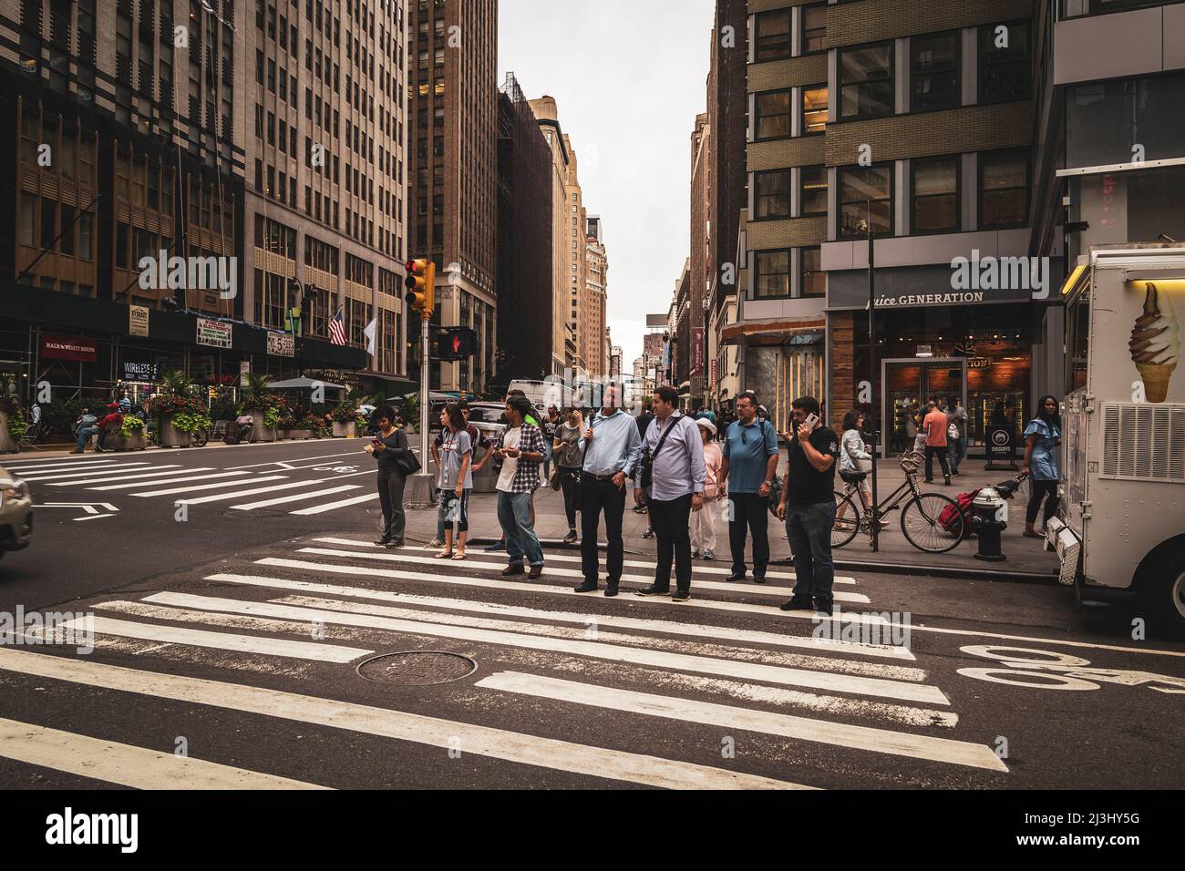 BEKLEIDUNGSVIERTEL, New York City, NY, USA, Street Scene in Manhattan Stockfoto