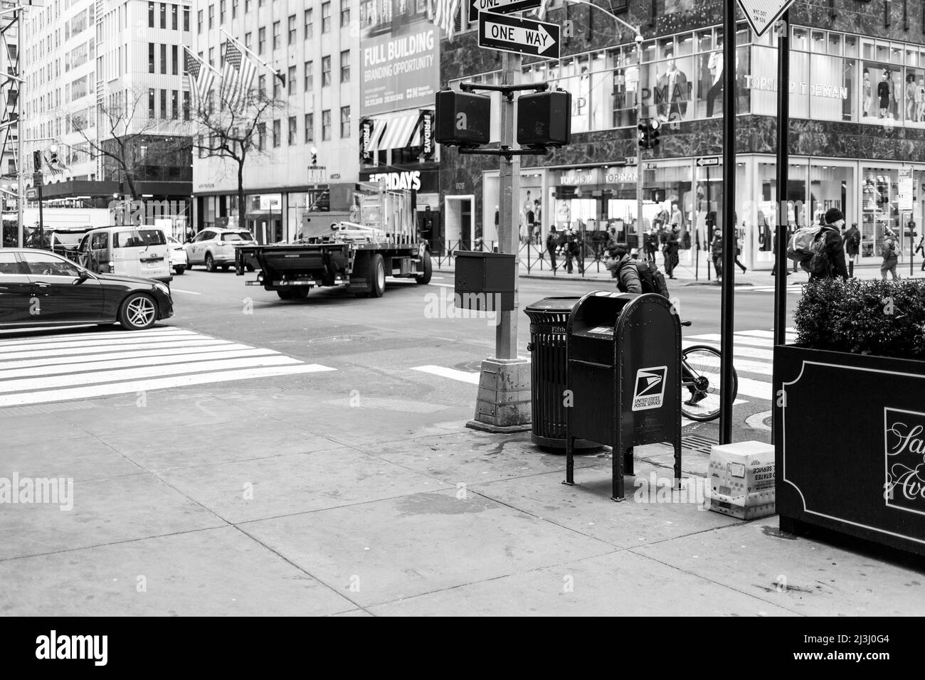 MADISON AV & EAST 52 ST, New York City, NY, USA, Street Scene Stockfoto