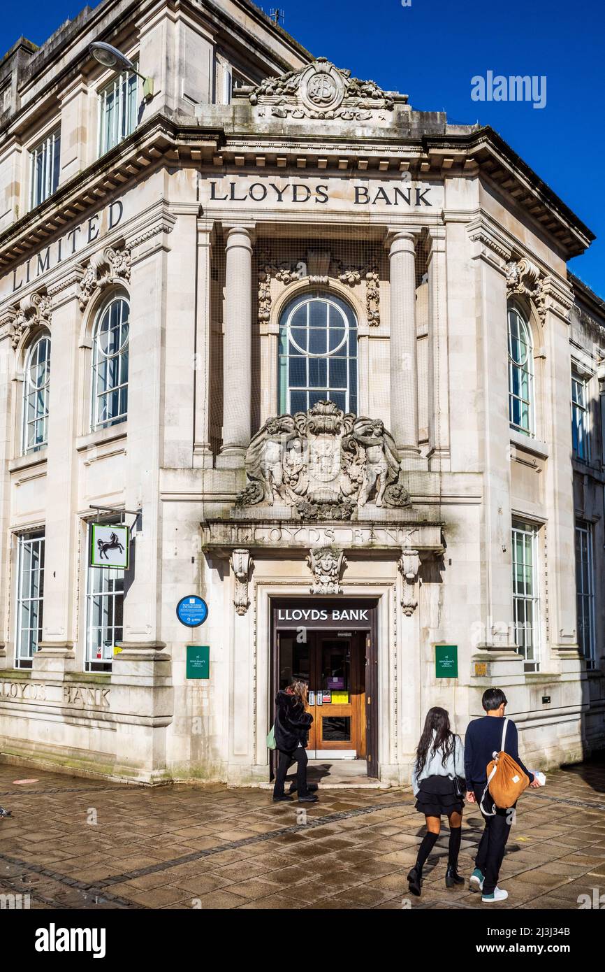 Lloyds Bank City Center Branch - traditionelle Lloyds Bank Filiale in 16 Gentleman's Walk im Zentrum von Norwich UK. Stockfoto