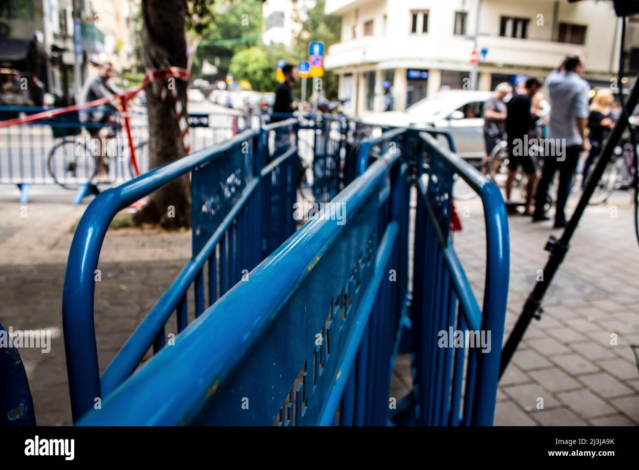 Tel Aviv, Israel - 08. April 2022 die Ilka Bar in der Dizengoff Straße, Schauplatz des palästinensischen Terroranschlags, bei dem mehrere israelische Zivilisten tot waren Stockfoto