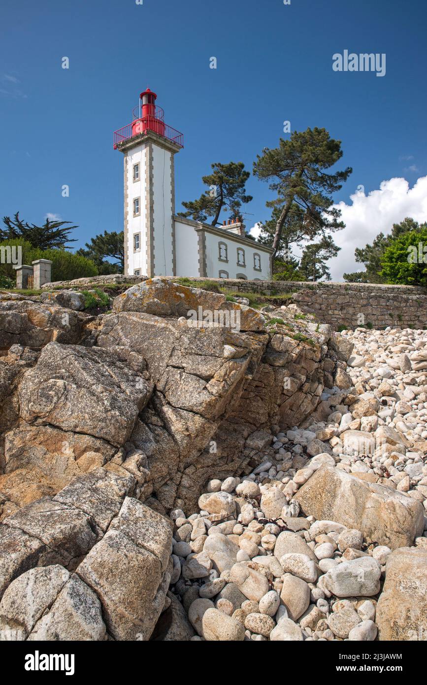 Leuchtturm an der Pointe de Combrit, Combrit-Sainte-Marine bei Bénodet, Frankreich, Bretagne, Département Finistère Stockfoto