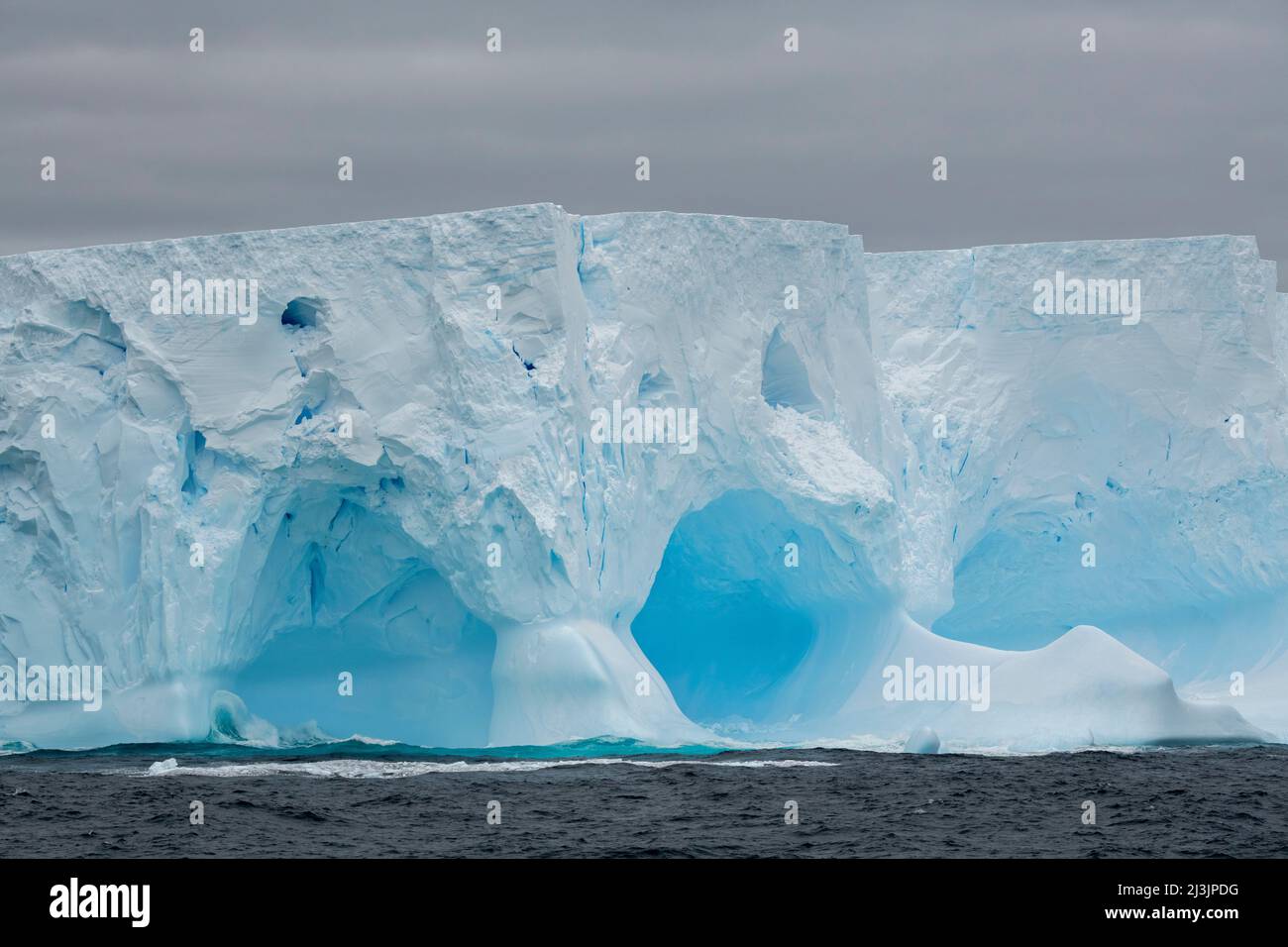 Antarktis, Südsee, Südliche Orkney-Inseln, Krönungsinsel, Iceberg Bay. Stockfoto