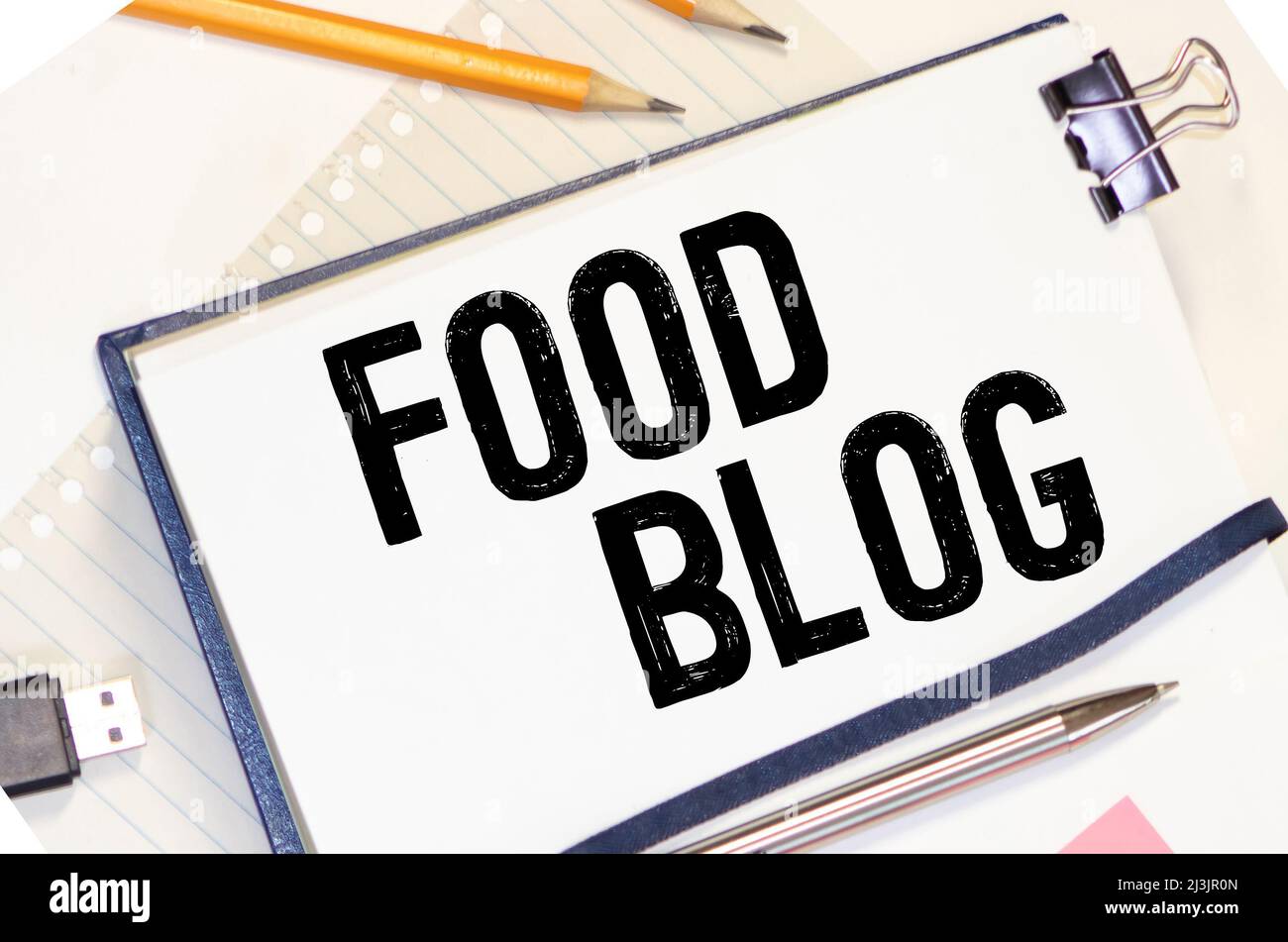 Food Blog - ein Textlabel für die Entwicklung von Lösungen für die kreative Gestaltung einer Website oder eines Blogs. Methode der Unternehmensförderung und profitieren Sie von sa Stockfoto